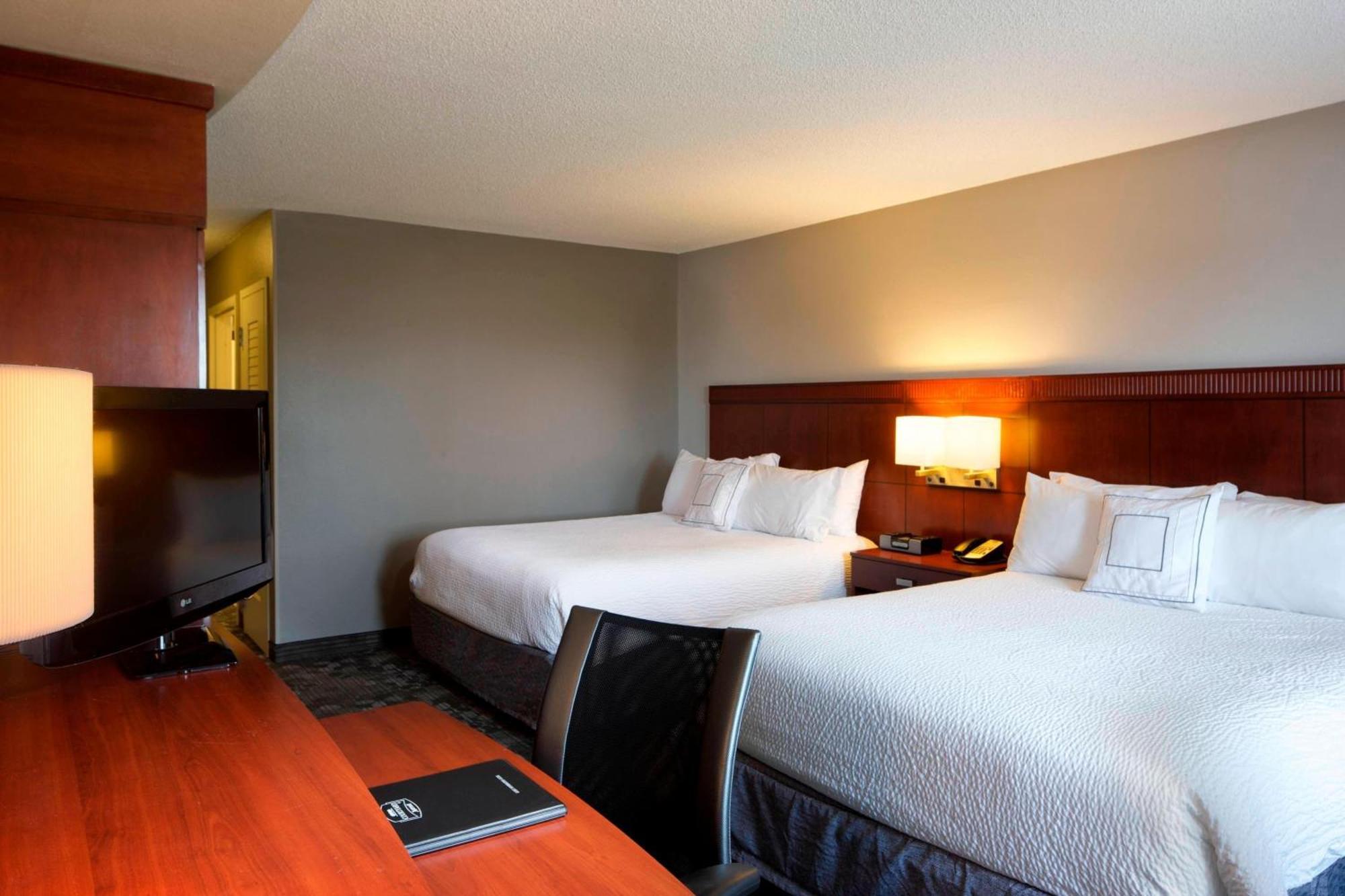 Courtyard By Marriott Jackson Hotel Bagian luar foto