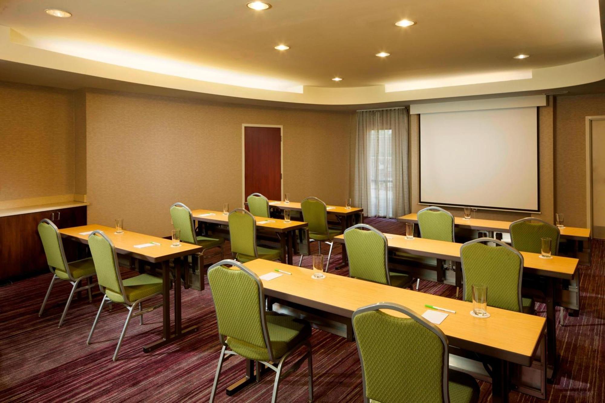 Courtyard By Marriott Jackson Hotel Bagian luar foto
