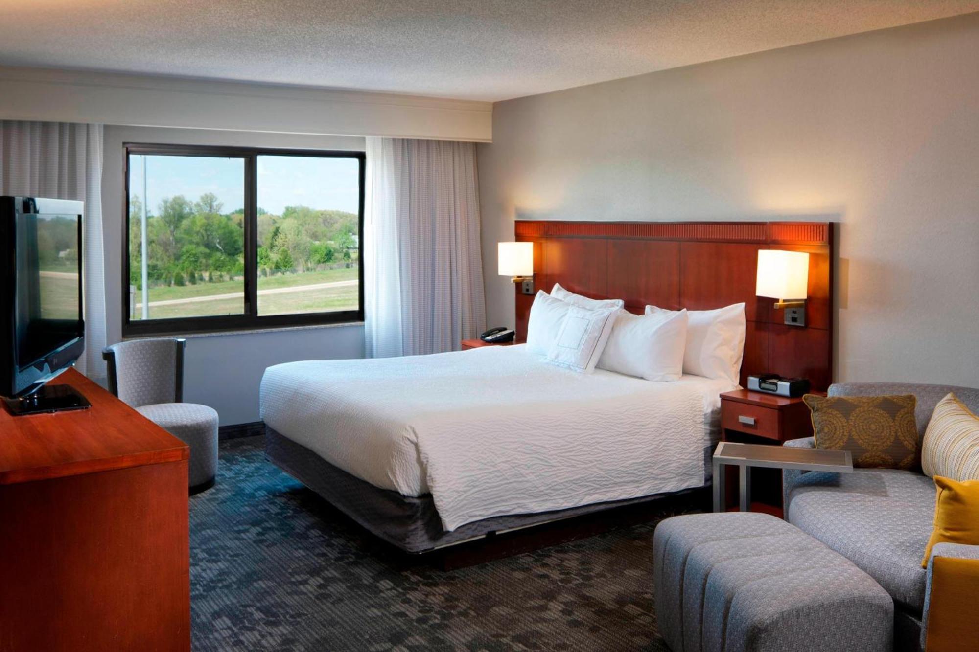 Courtyard By Marriott Jackson Hotel Bagian luar foto