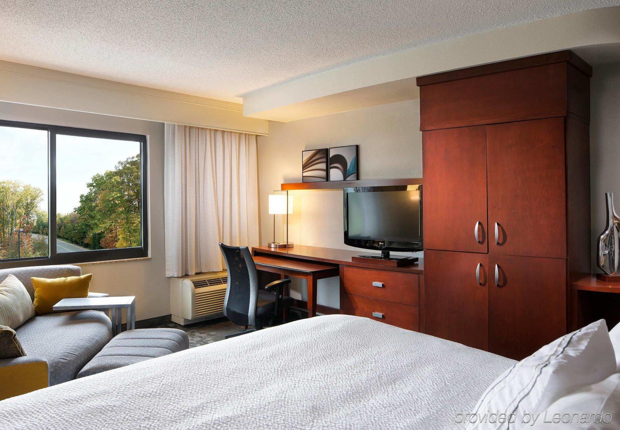 Courtyard By Marriott Jackson Hotel Bagian luar foto