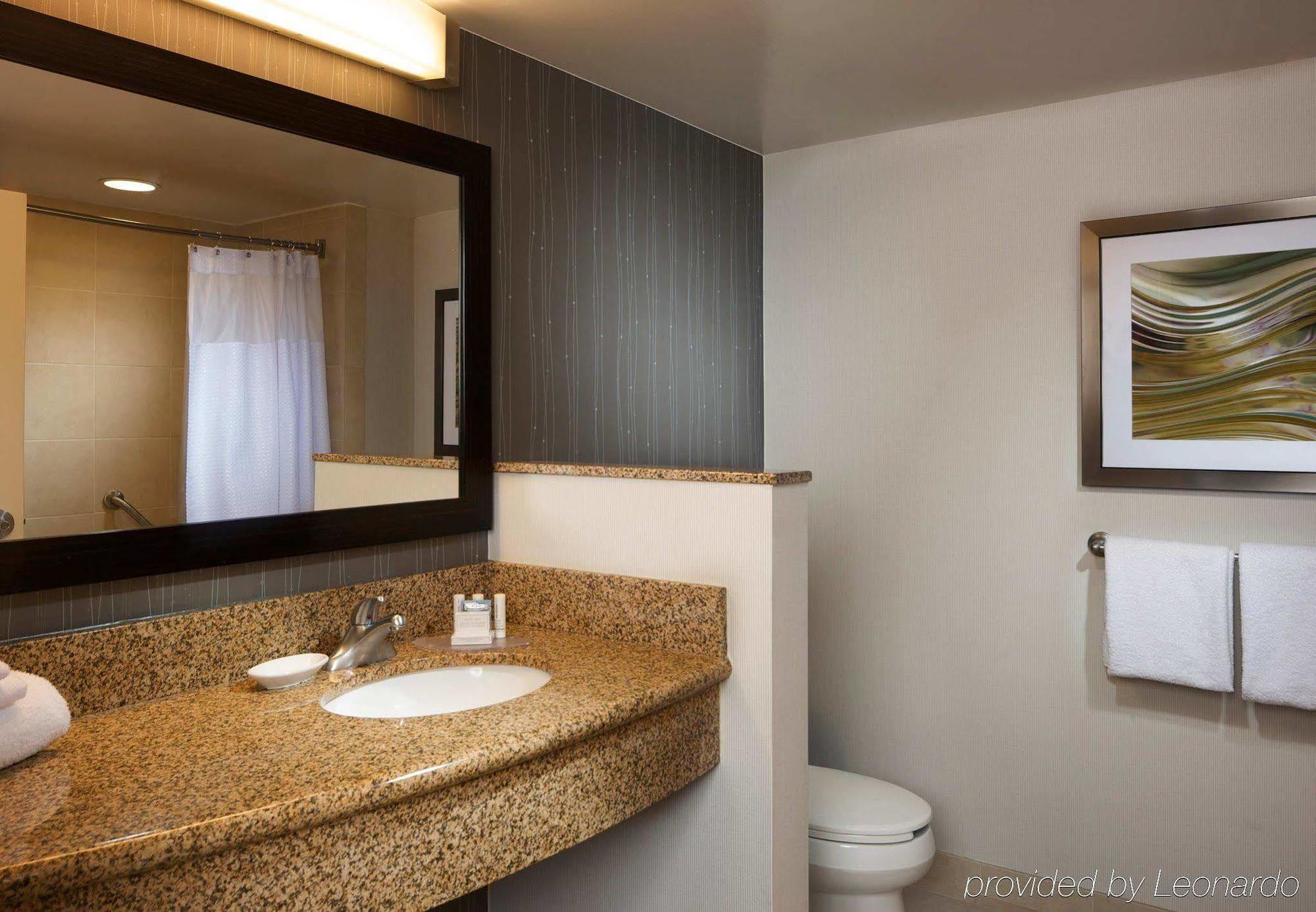 Courtyard By Marriott Jackson Hotel Bagian luar foto